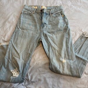 Universal Thread Light Blue Straight Leg Jeans